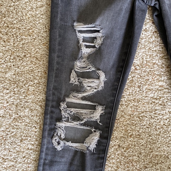 American Eagle Skinny Jeans - Picture 3 of 5